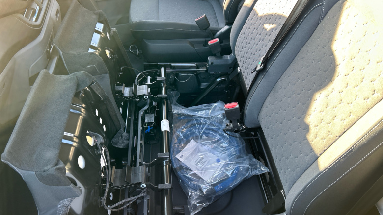 Ford Transit Custom E-320 L1 Rwd 100kW 65kWh H1 Van Limited Auto